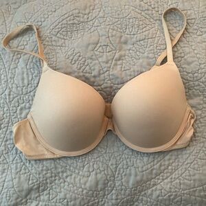 PINK everyday push-up bra size 36B